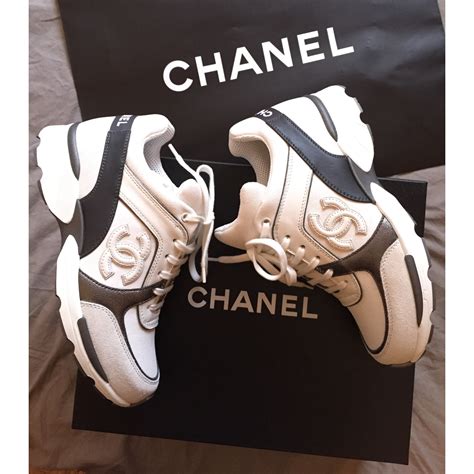 basket chanel blanche et or|sneakers Chanel occasion femme.